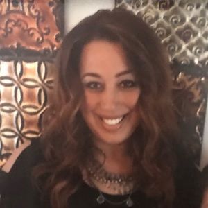 Meet your Posher, Karin